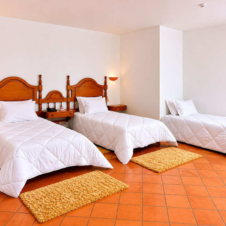 Quarto Triplo Standard