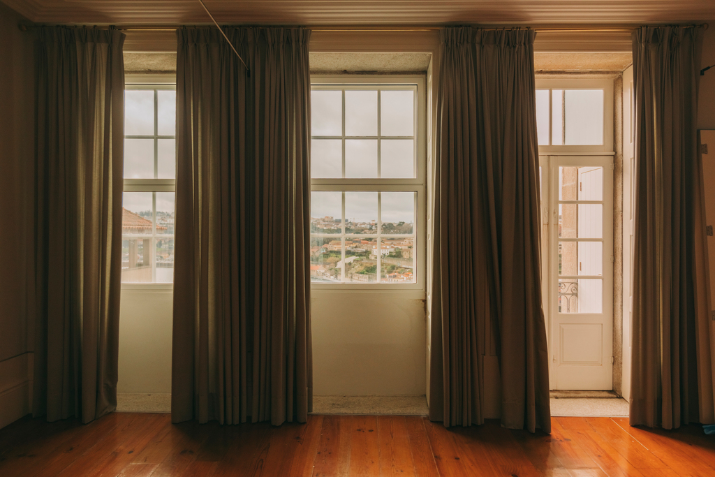 Suite Royal with Bathtub and Balcony - Torel Private Collection