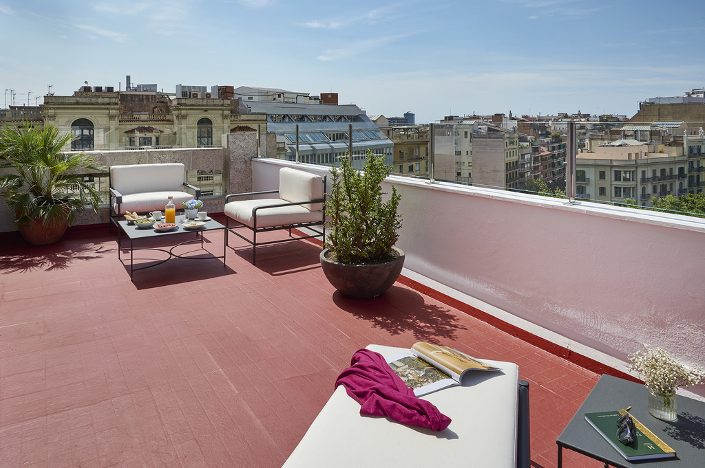 Doble superior amb terrassa i vistes