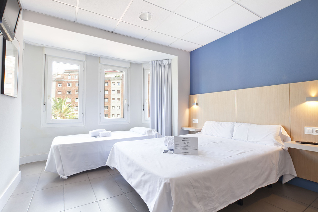 Triple room