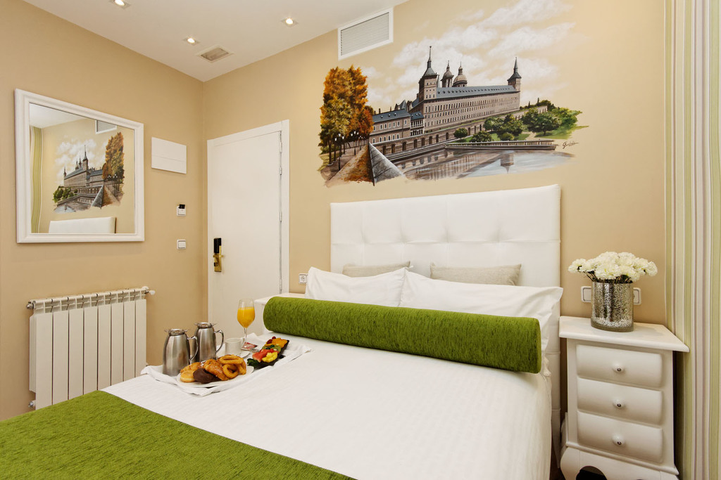 Single theme room