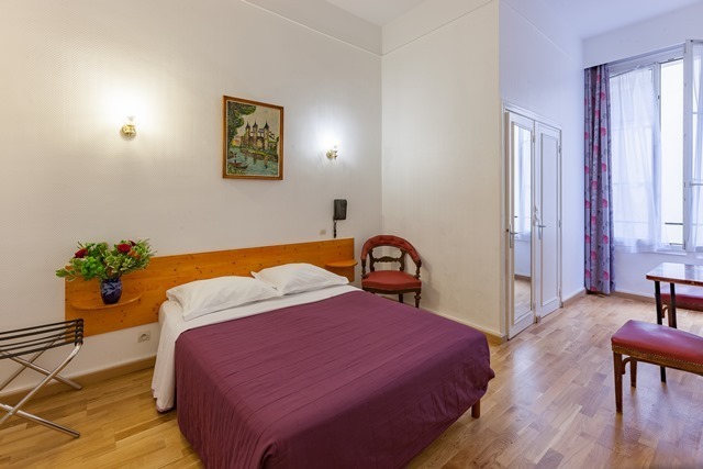 Double Room (private shower)