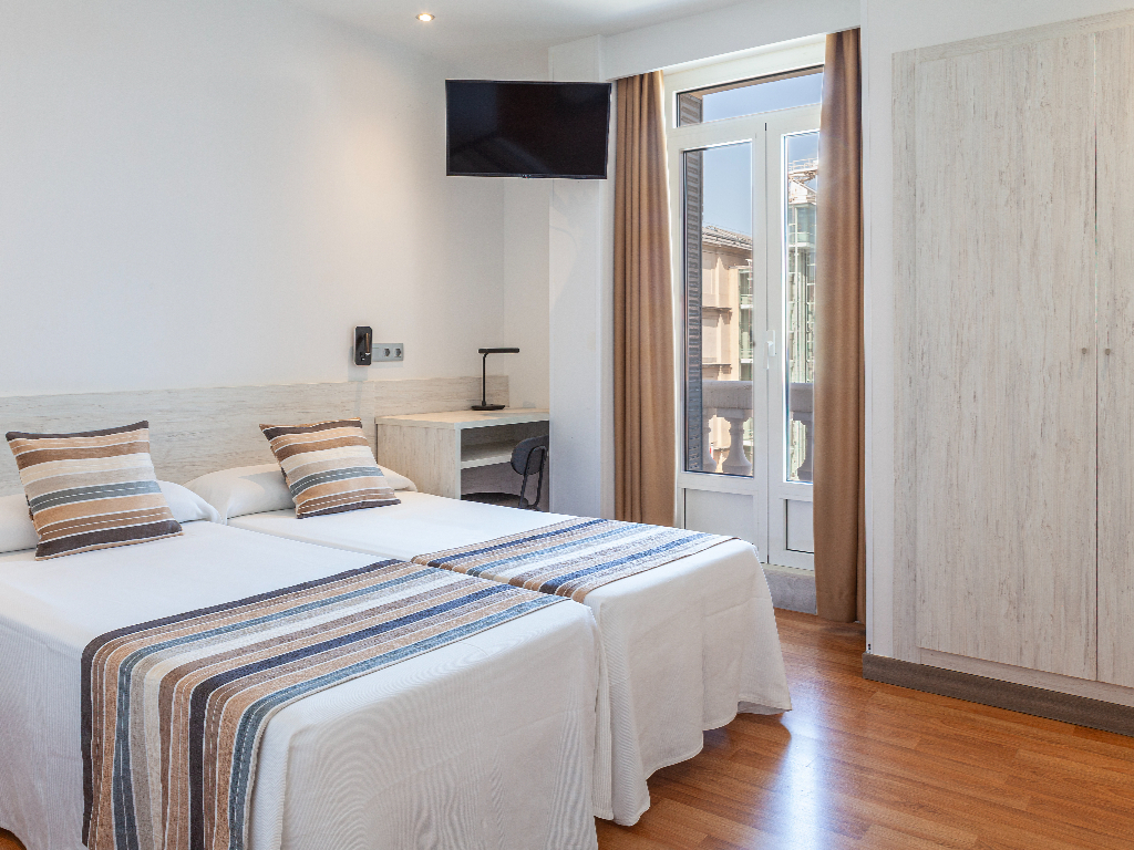 Camera doppia 2 letti +1 letti extra