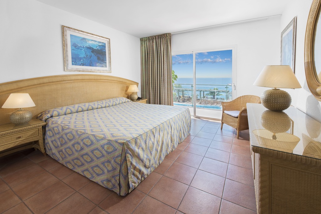 Estándar Ocean Acceso Piscina