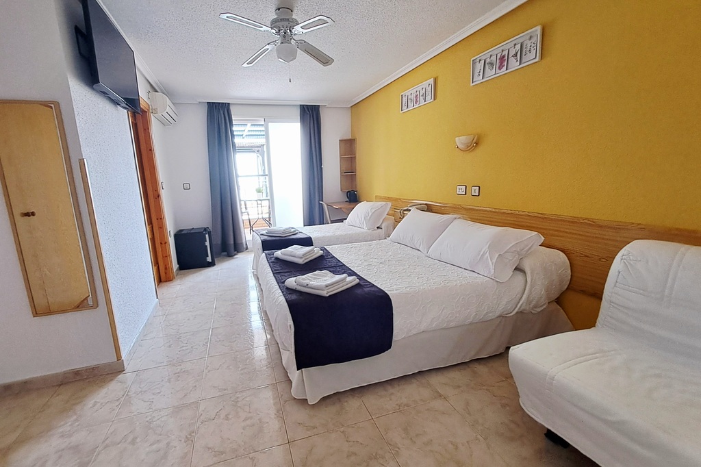 Habitación Familiar Superior con Terraza