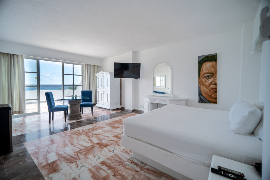 King Bed Ocean View