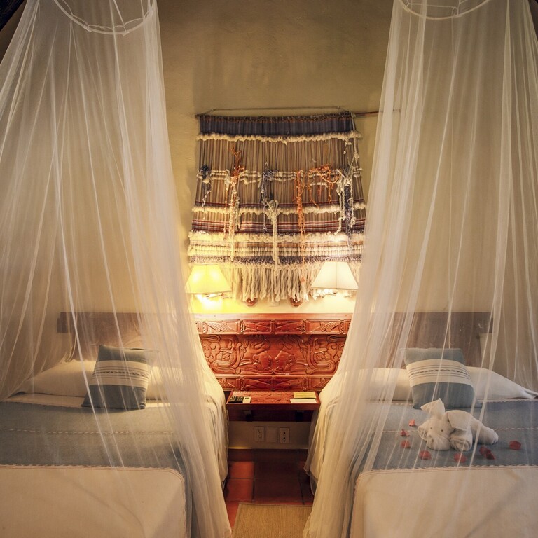 Royal Mayan Bungalow con Terraza y 2 camas dobles