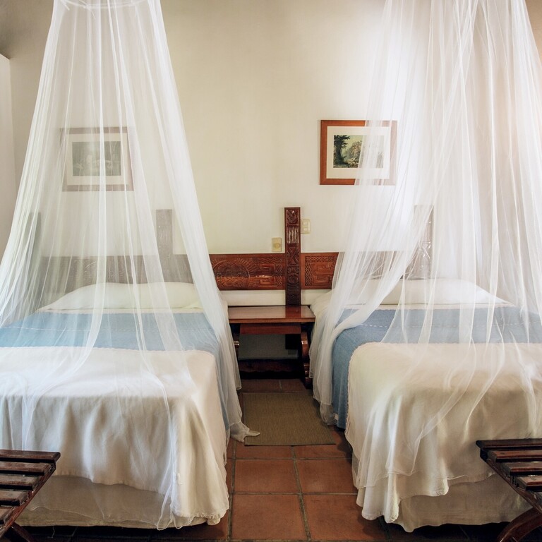 Mayan Bungalow con Terraza y 2 camas dobles