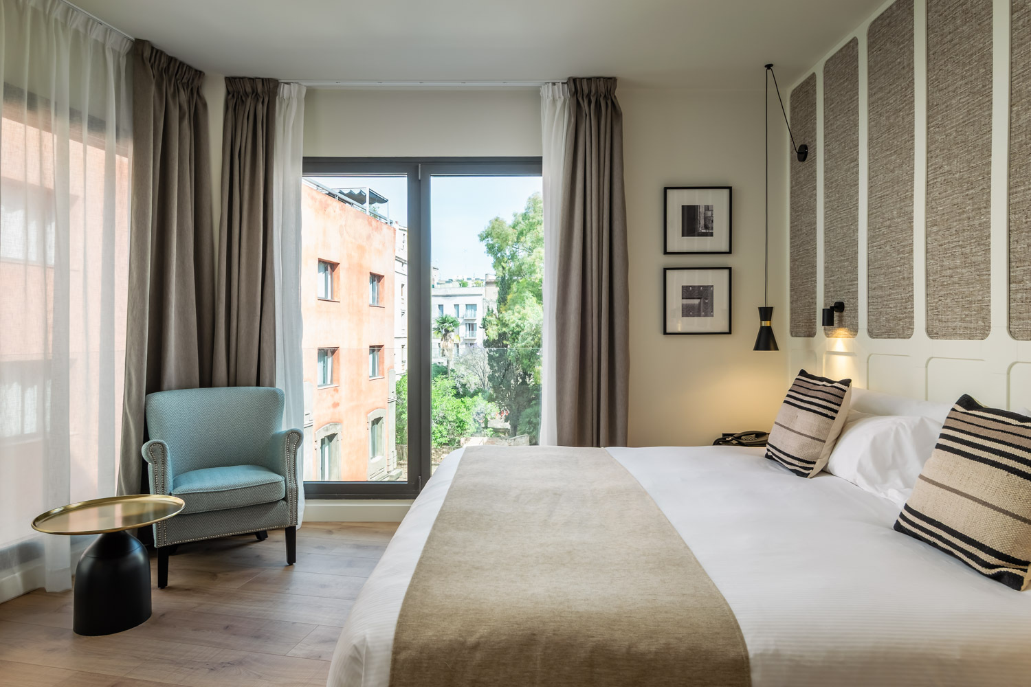 Superior room