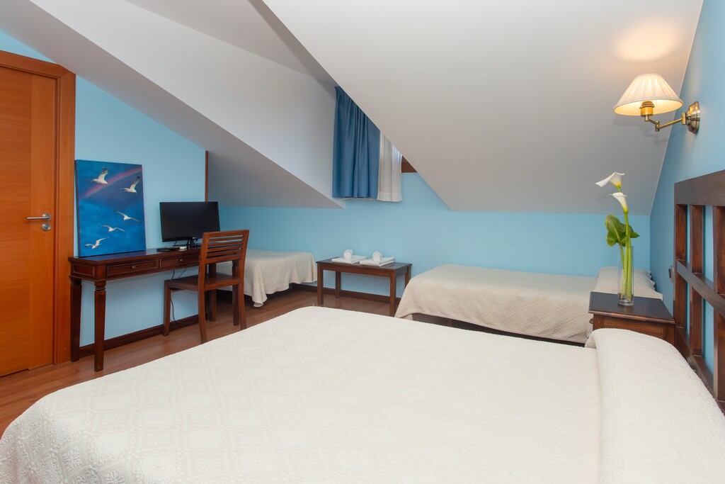Premium Family Room
