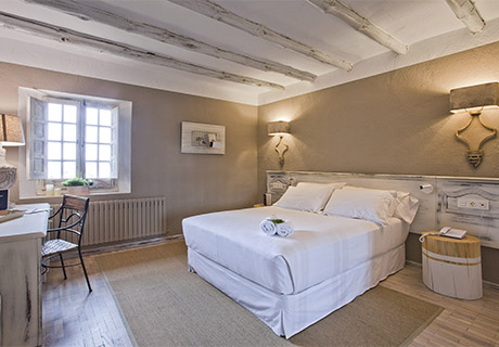 Quédate más, paga menos