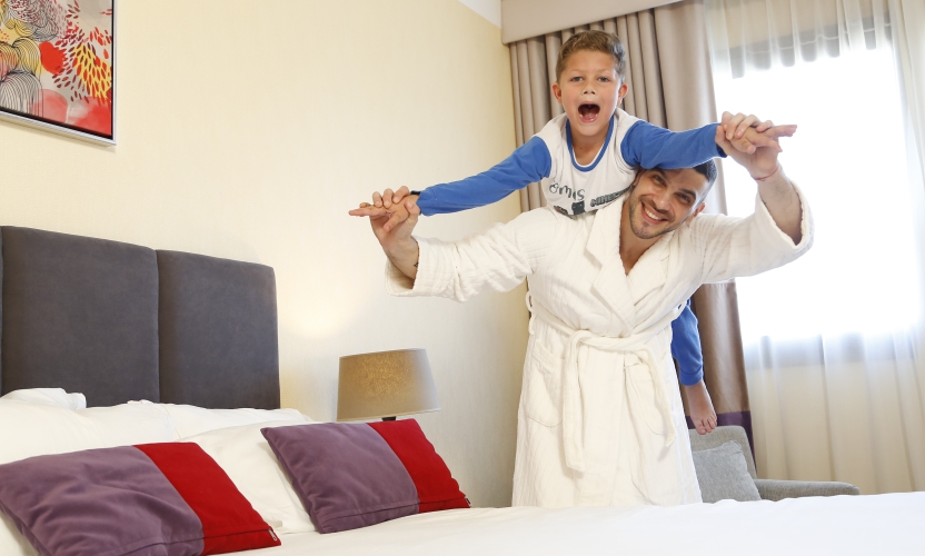 https://images.mirai.com/OFFERS%2FHOTELS%2F100377071%2FD%C3%ADa%20del%20padre%20GBBA.jpg