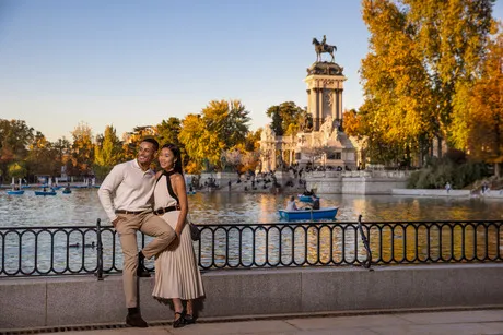 https://images.mirai.com/OFFERS%2FHOTELS%2F100378044%2FRetiro_estanque.webp