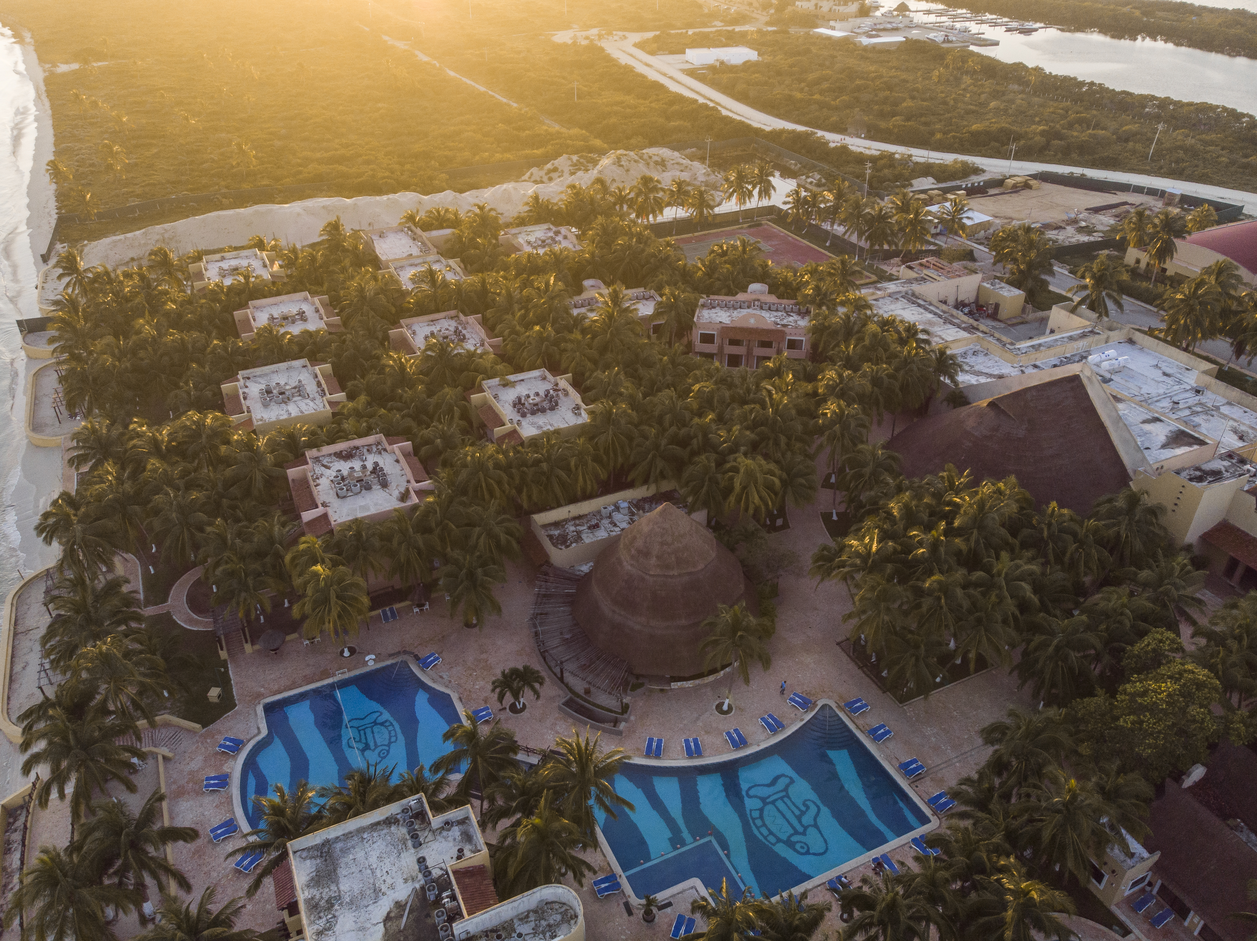 https://images.mirai.com/OFFERS%2FHOTELS%2F100379908%2FDJI_0821.jpg