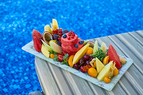 https://images.mirai.com/OFFERS%2FHOTELS%2F82502044%2Ffruta.jpg