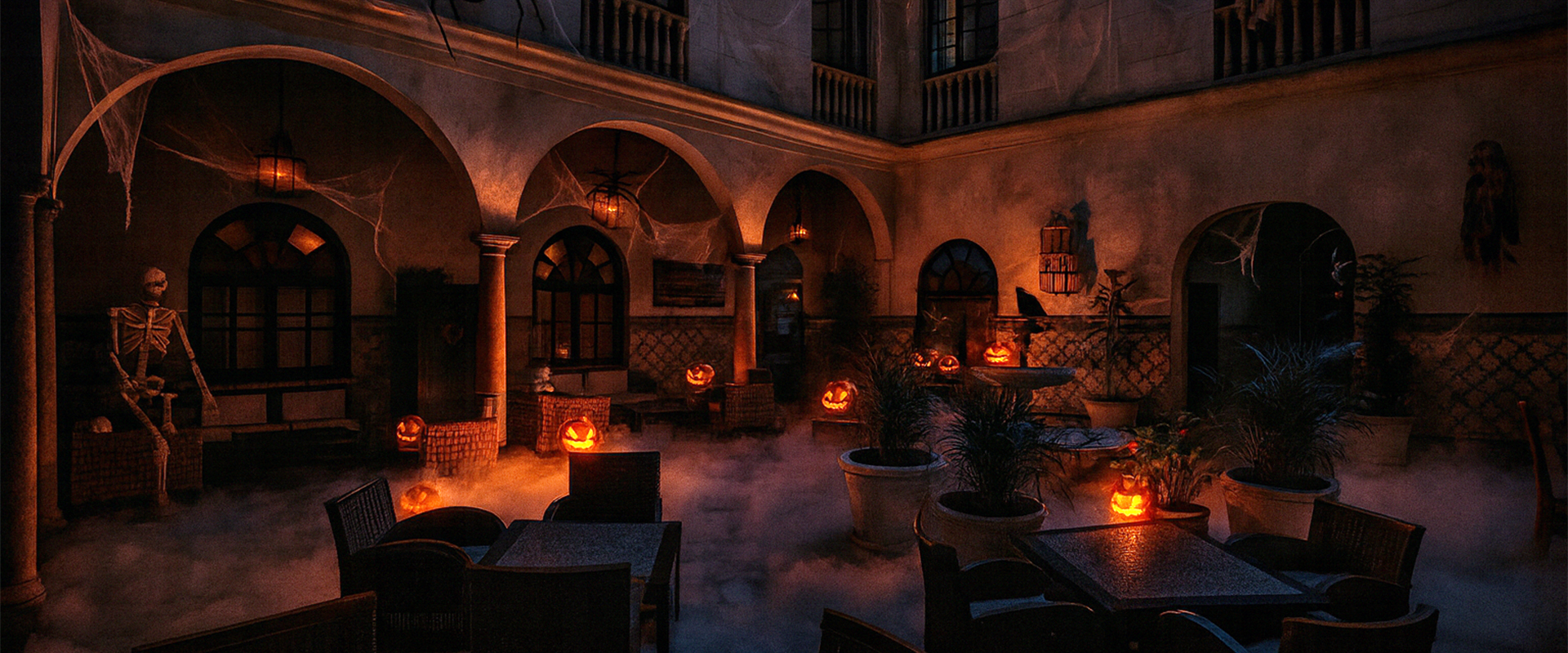 https://images.mirai.com/OFFERS%2FHOTELS%2F90999648%2F1920x800%20landing%20cadiz%20halloween%20copia.jpg